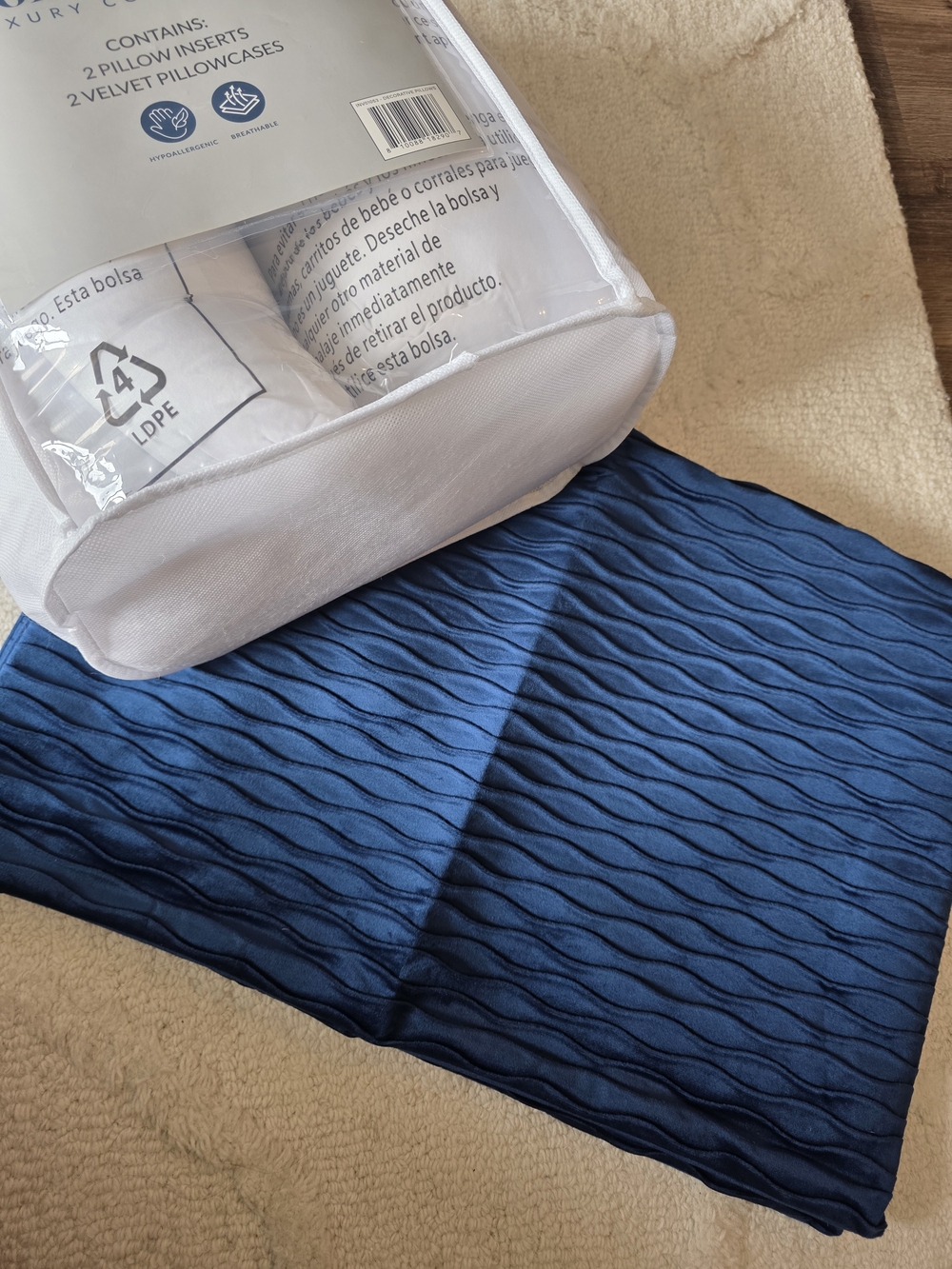 Velvet Decorative Pillowcases With Pillow Inserts - Set Of 2